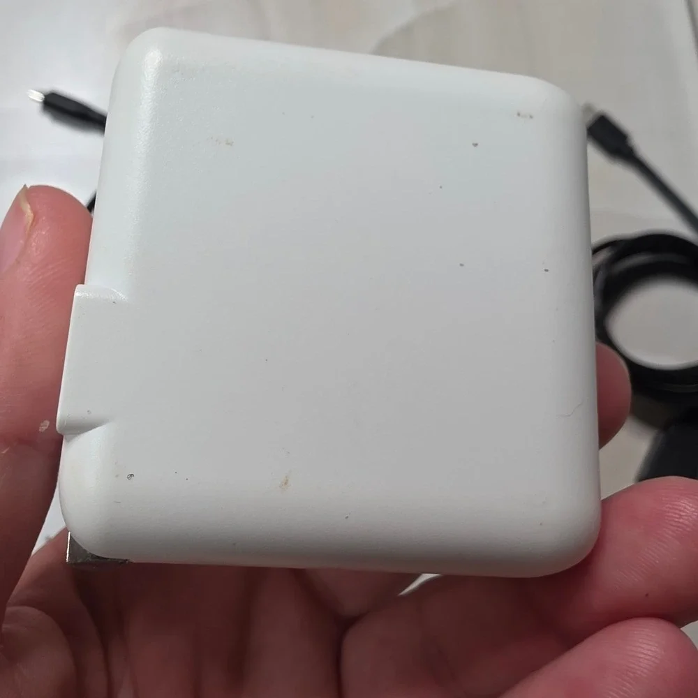 Anker PowerPort 2 Elite Dual USB Wall‎ Charger A2023 White 3 Charging Cables W4